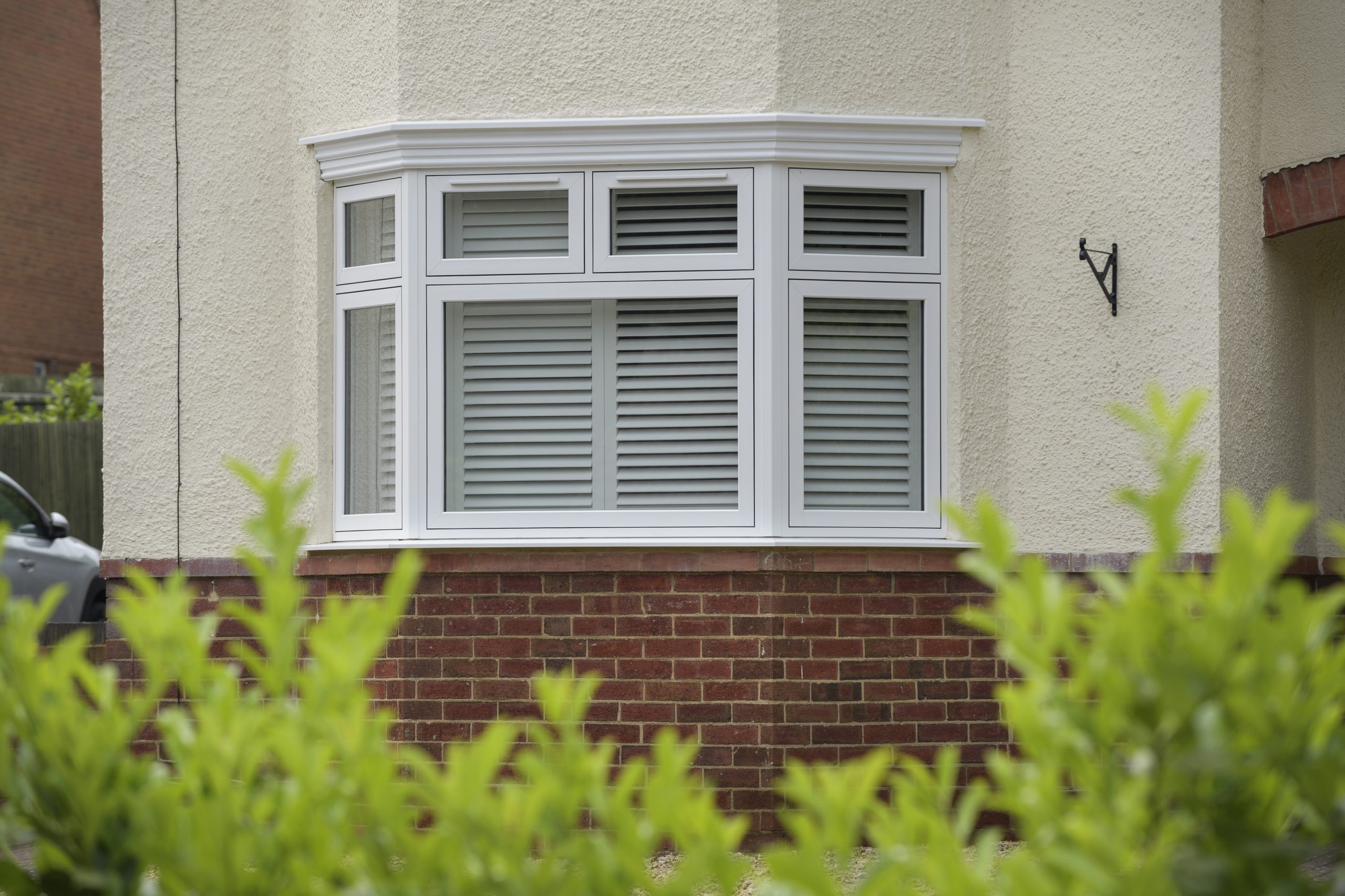 bay window installation kinross